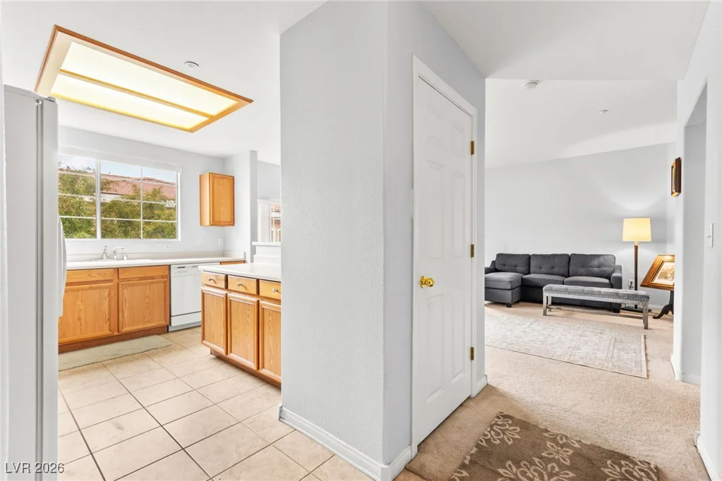830 Carnegie, Henderson, NV 89052