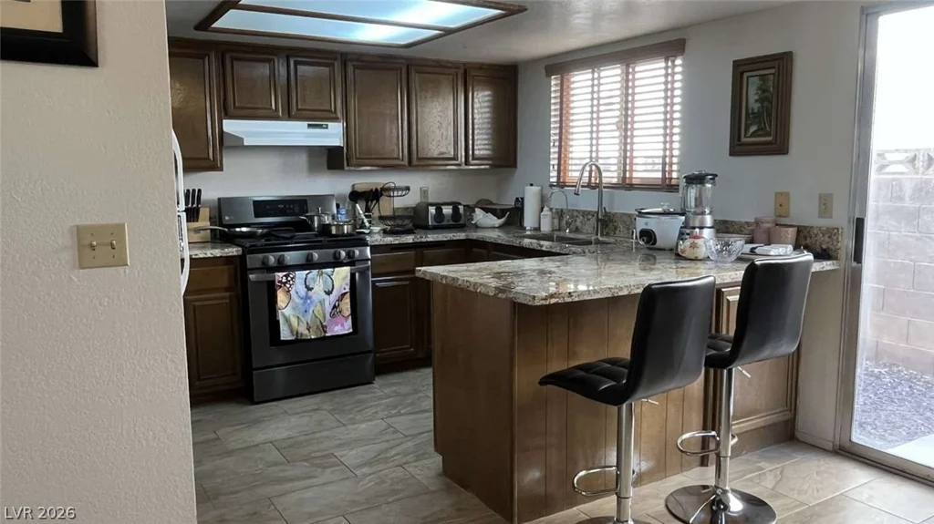 5832 Sutcliffe, Las Vegas, NV 89110
