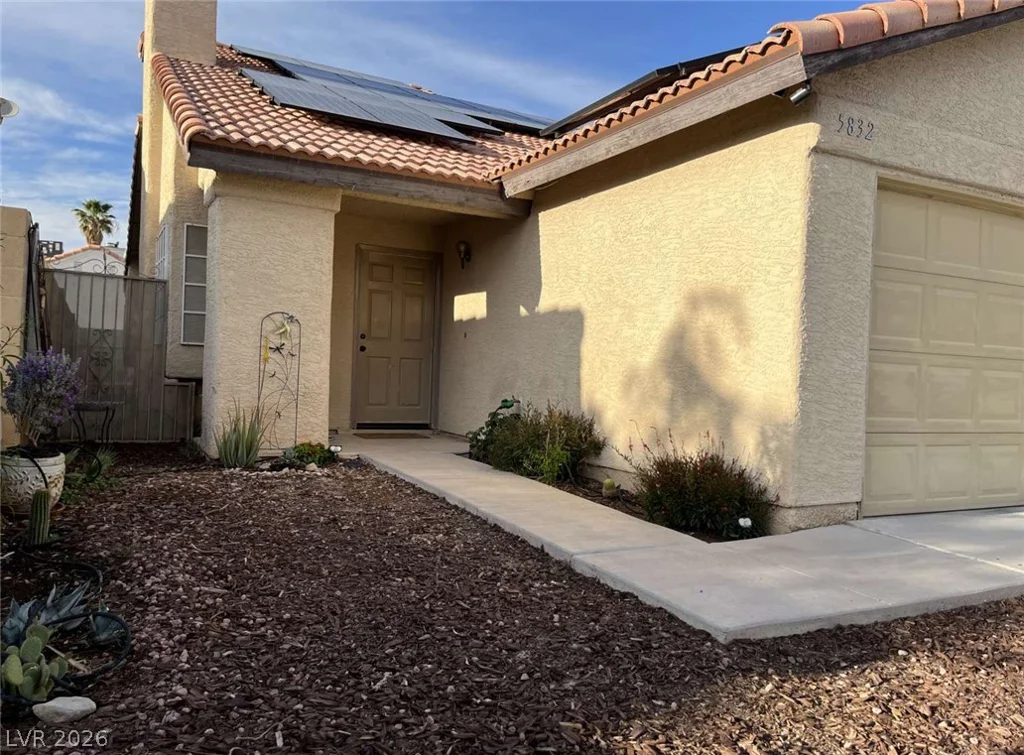 5832 Sutcliffe, Las Vegas, NV 89110