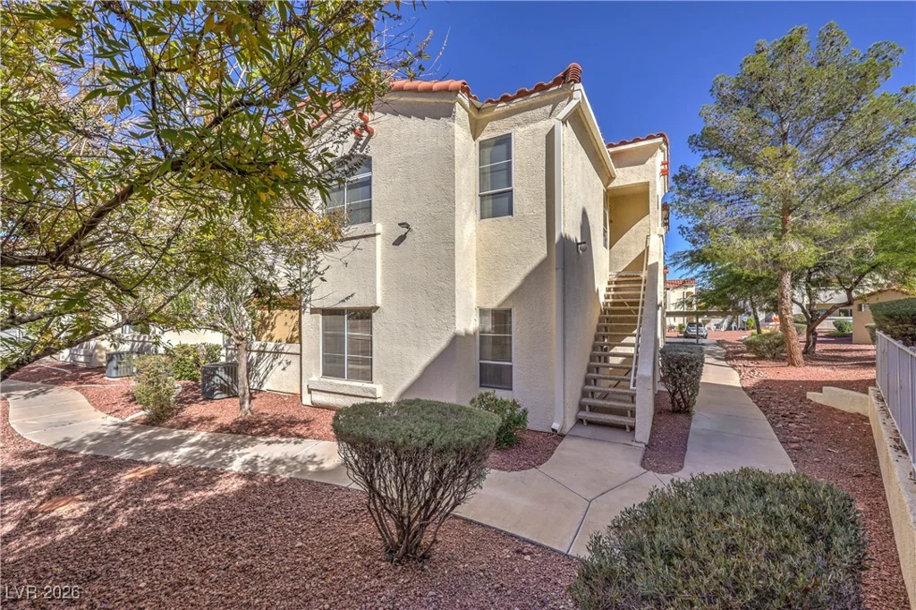 698 Racetrack, Henderson, NV 89015
