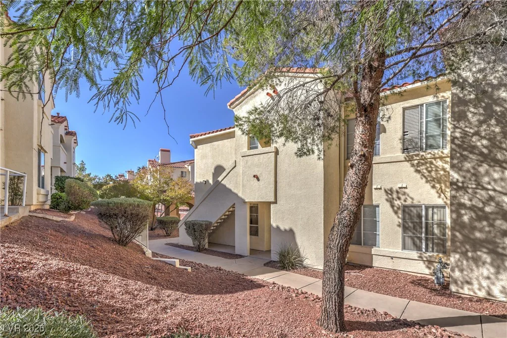 698 Racetrack, Henderson, NV 89015