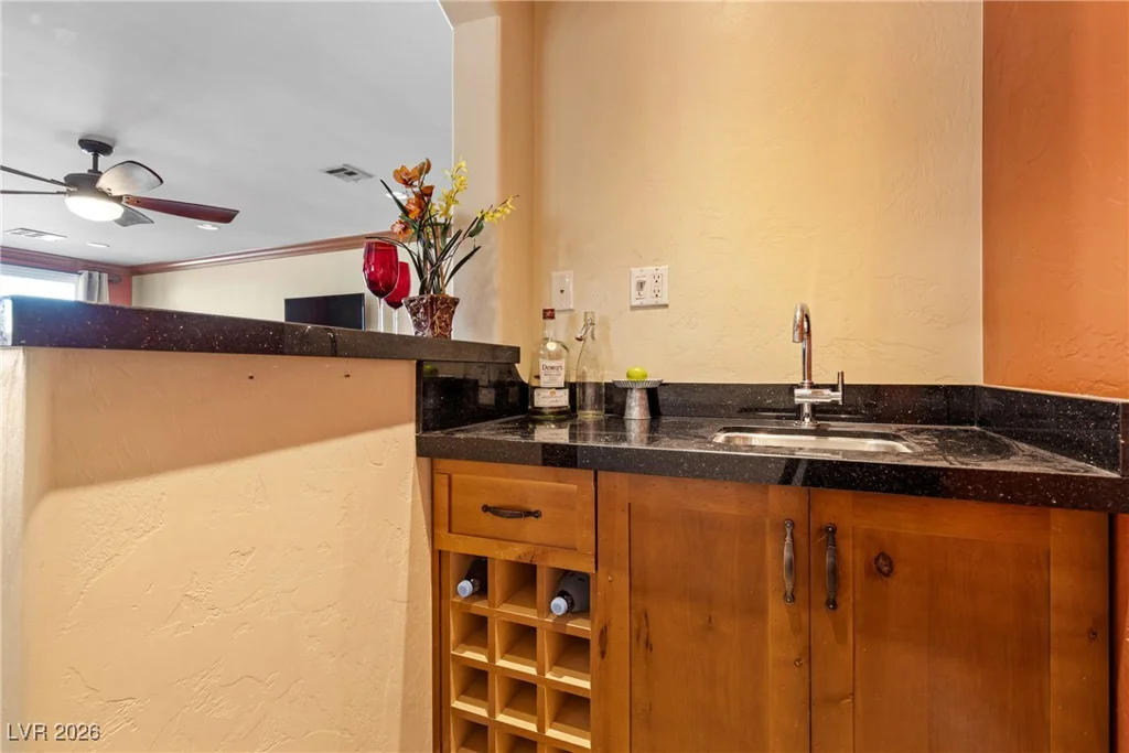 4422 El Como, Las Vegas, NV 89121