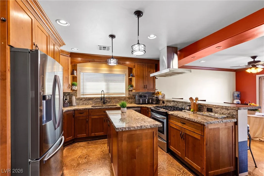 4422 El Como, Las Vegas, NV 89121