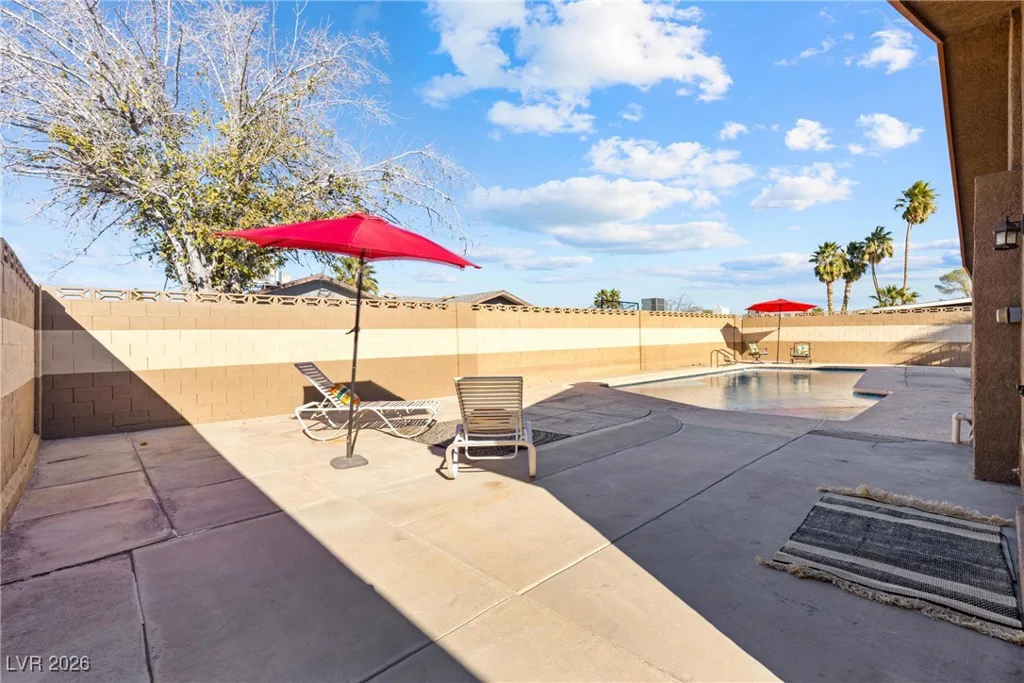 4422 El Como, Las Vegas, NV 89121