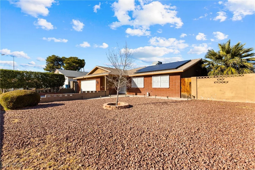 4422 El Como, Las Vegas, NV 89121