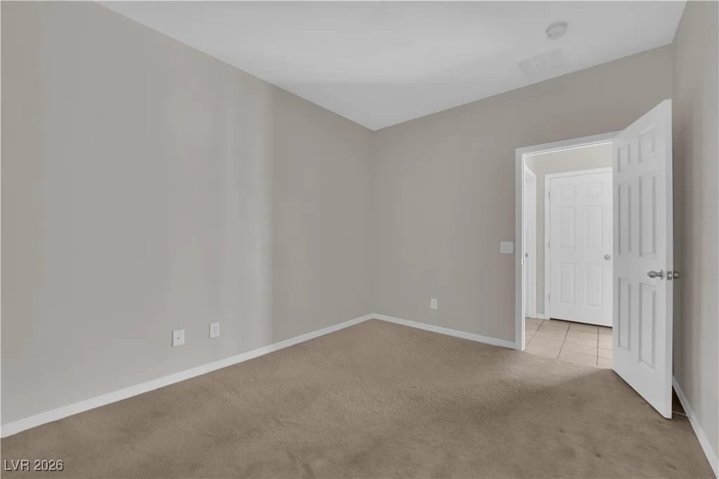 7304 Royal Melbourne, Las Vegas, NV 89131