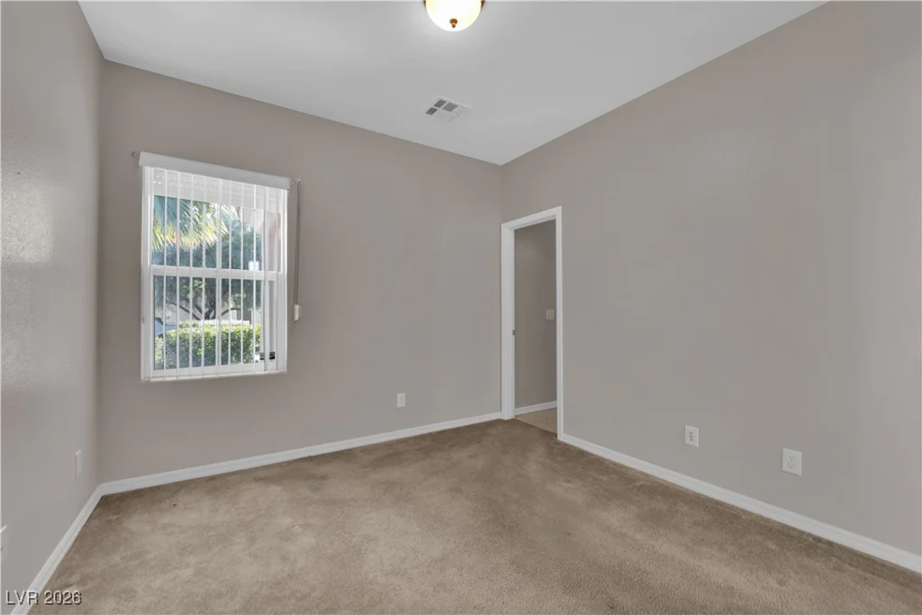 7304 Royal Melbourne, Las Vegas, NV 89131