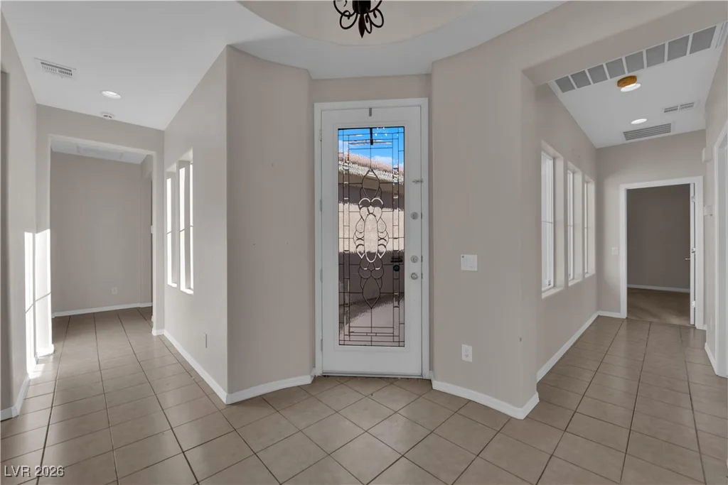 7304 Royal Melbourne, Las Vegas, NV 89131