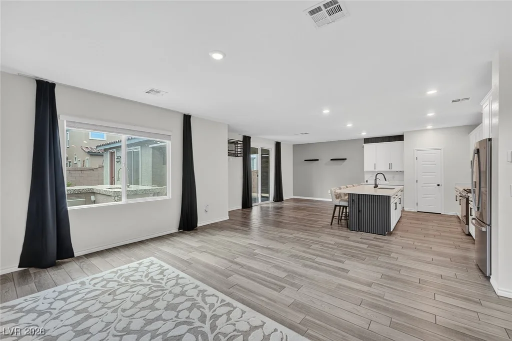 4437 Panoramic View, North Las Vegas, NV 89084