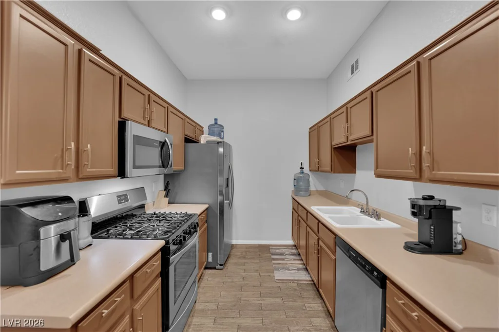 2305 Horizon Ridge, Henderson, NV 89052