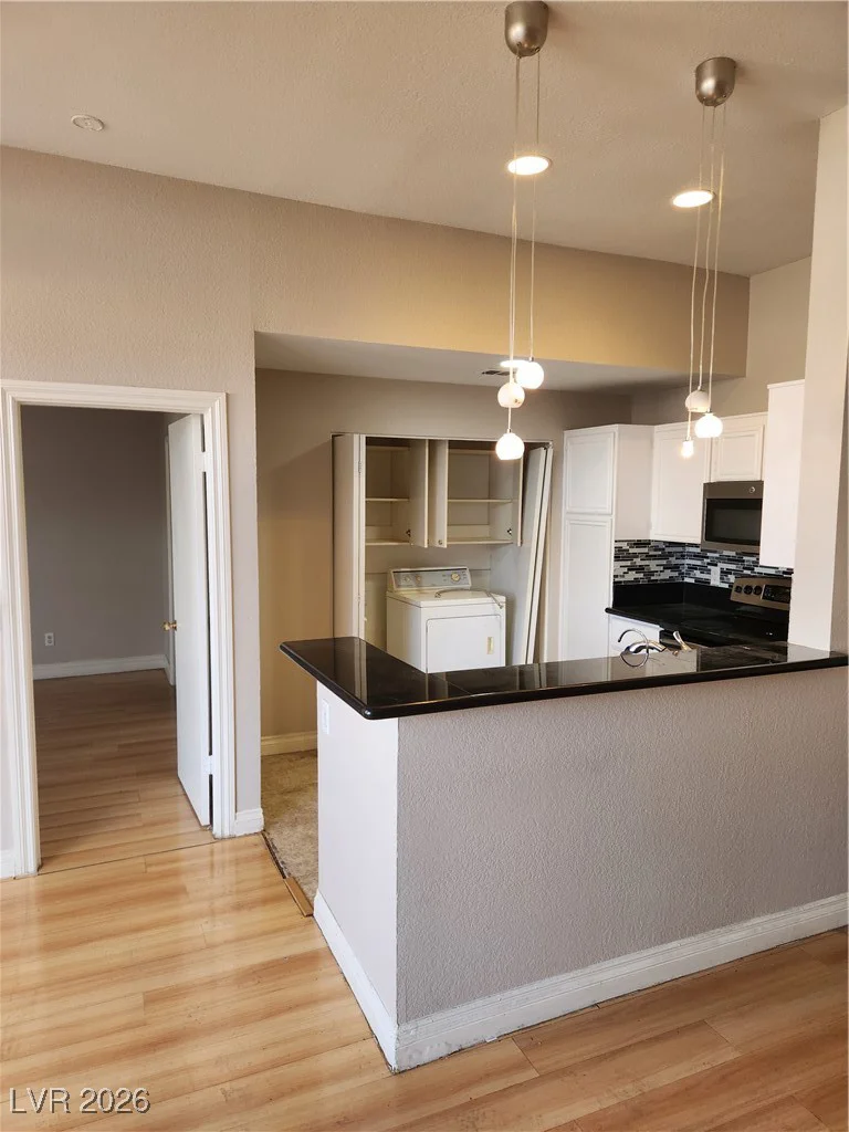 3150 Soft Breezes, Las Vegas, NV 89128