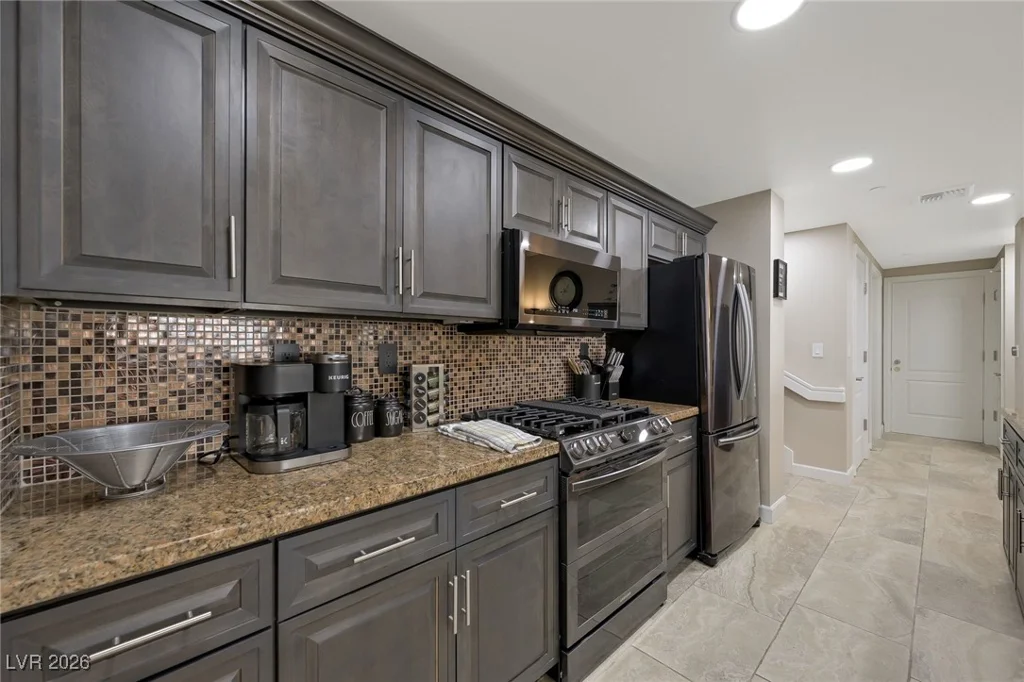 30 Strada Di Villaggio, Henderson, NV 89011