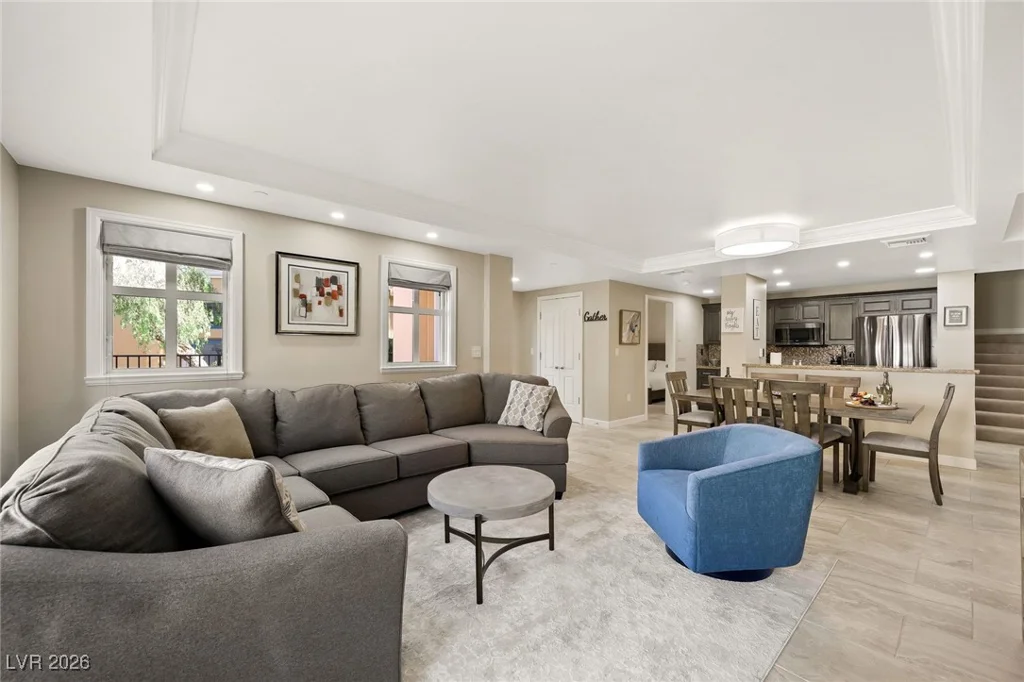 30 Strada Di Villaggio, Henderson, NV 89011