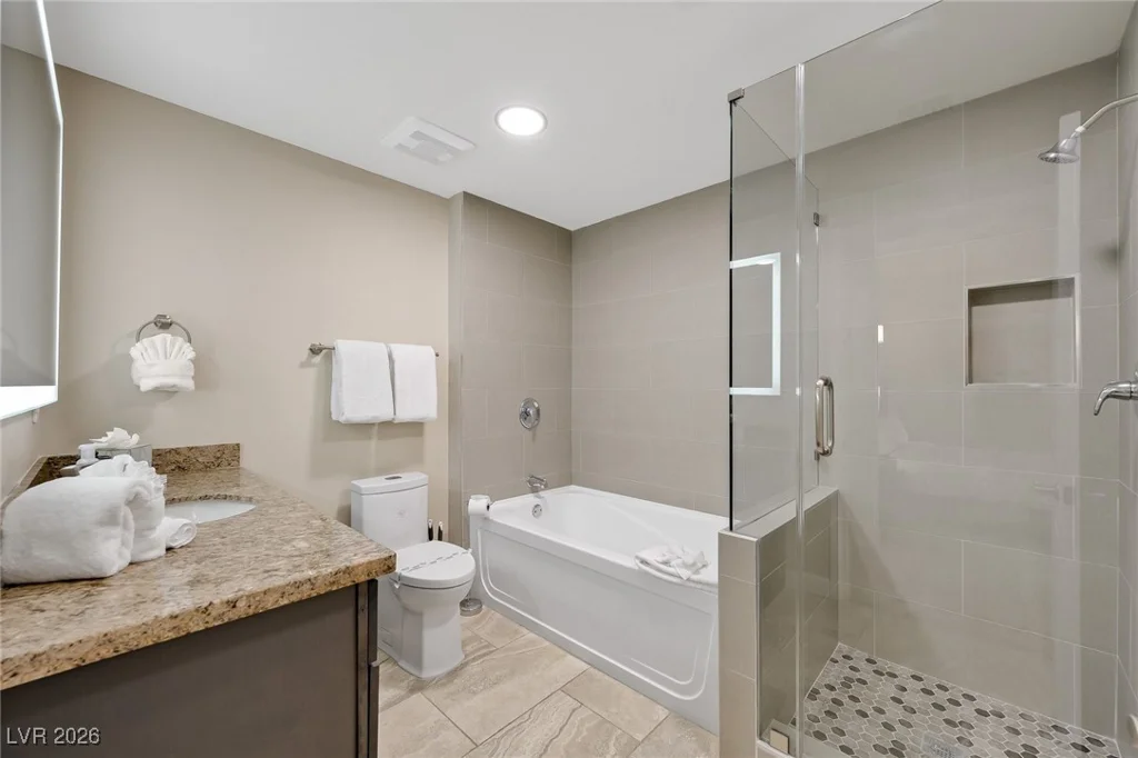 30 Strada Di Villaggio, Henderson, NV 89011