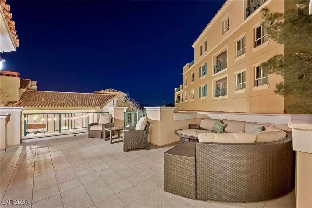 30 Strada Di Villaggio, Henderson, NV 89011