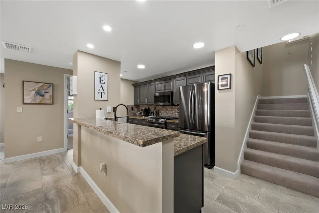 30 Strada Di Villaggio, Henderson, NV 89011