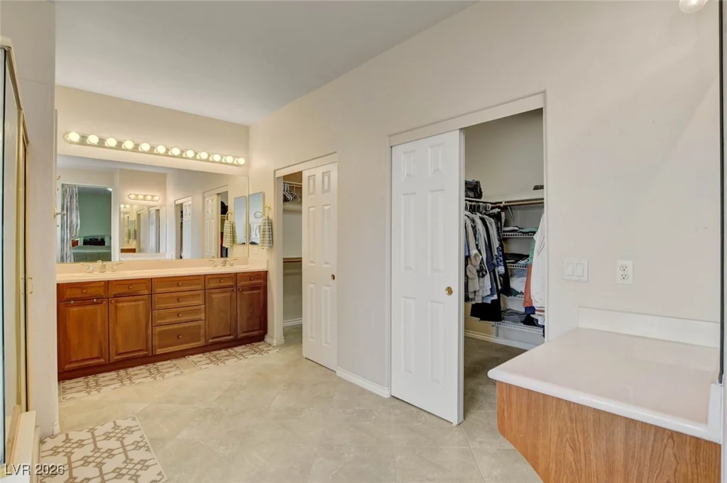 74 Tamarron Cliffs, Las Vegas, NV 89148