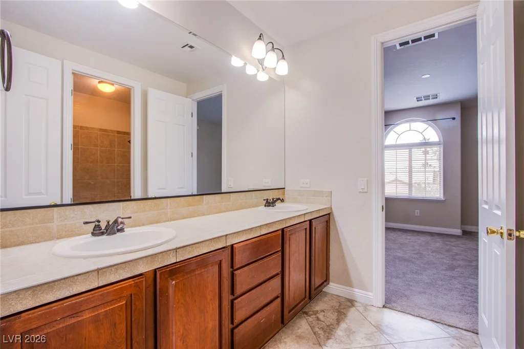 3425 Fledgling, North Las Vegas, NV 89084