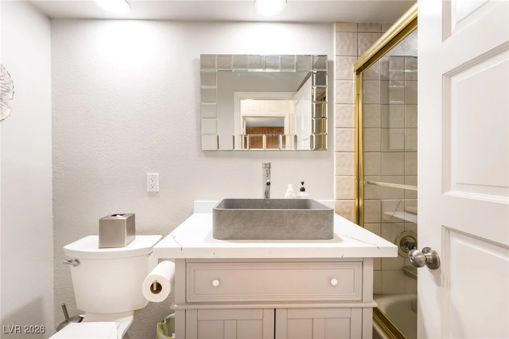 8 Hummingbird, Henderson, NV 89014