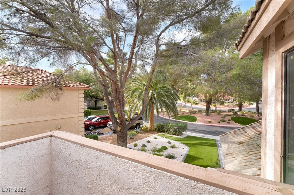 8 Hummingbird, Henderson, NV 89014