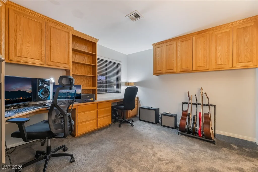 8 Hummingbird, Henderson, NV 89014