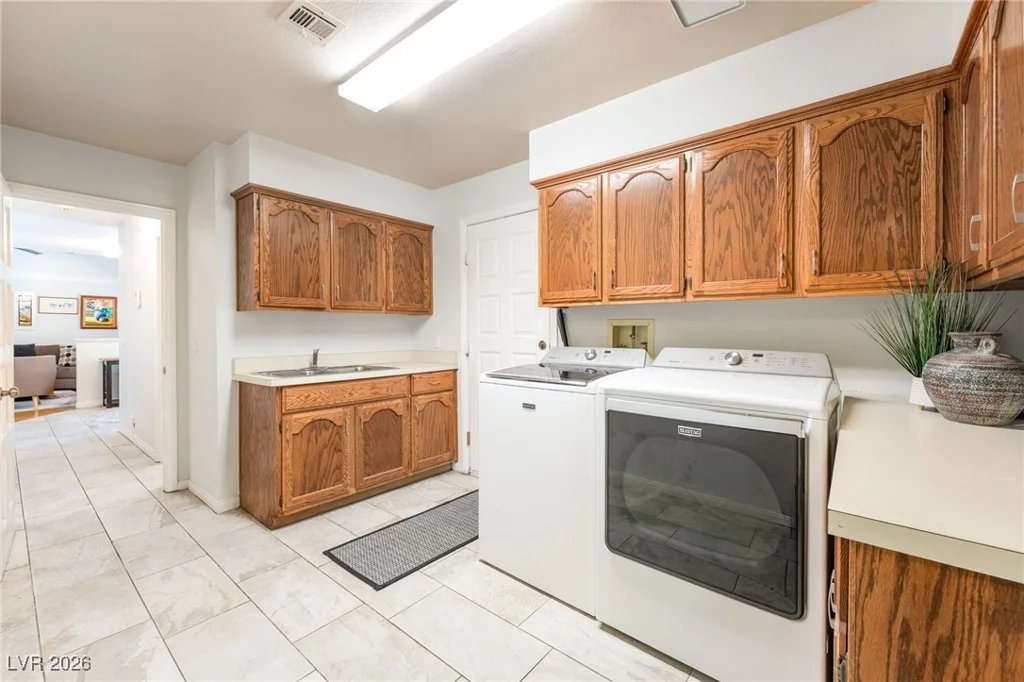 8 Hummingbird, Henderson, NV 89014