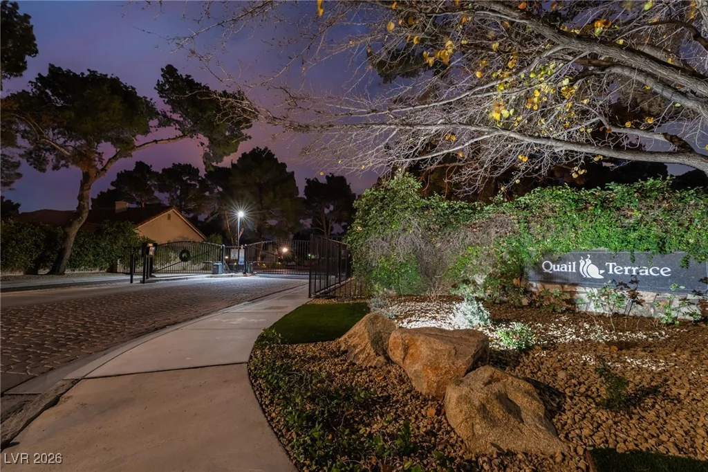 8 Hummingbird, Henderson, NV 89014