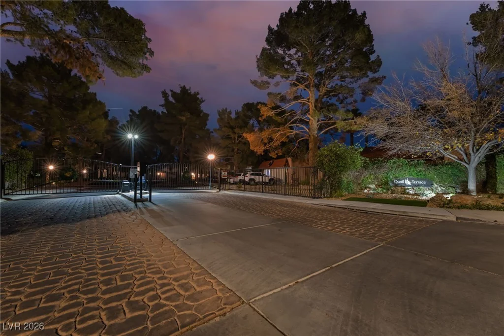 8 Hummingbird, Henderson, NV 89014