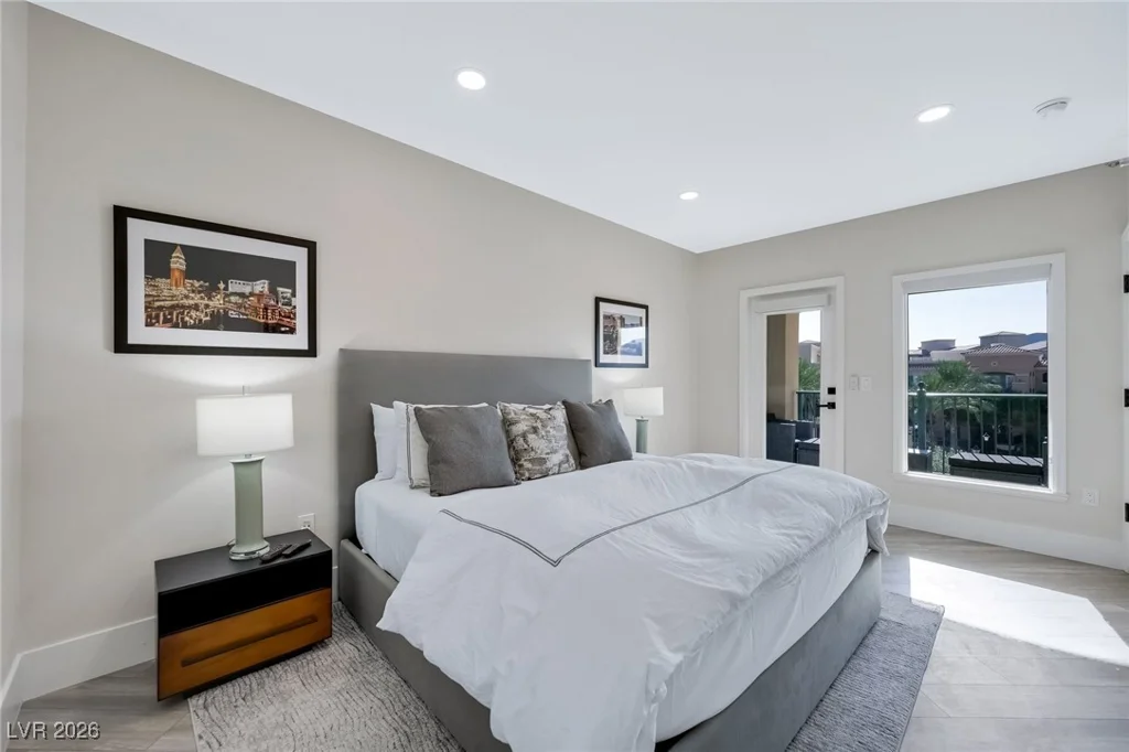 30 Strada Di Villaggio, Henderson, NV 89011