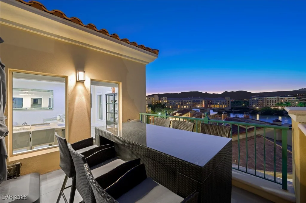 30 Strada Di Villaggio, Henderson, NV 89011
