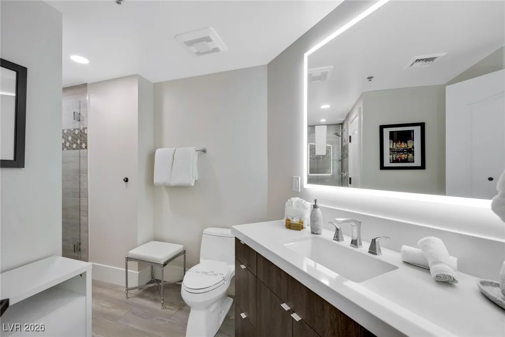 30 Strada Di Villaggio, Henderson, NV 89011