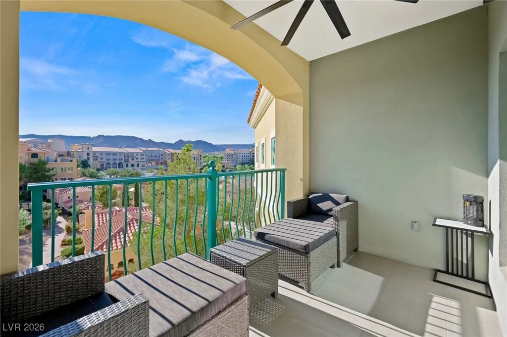 30 Strada Di Villaggio, Henderson, NV 89011