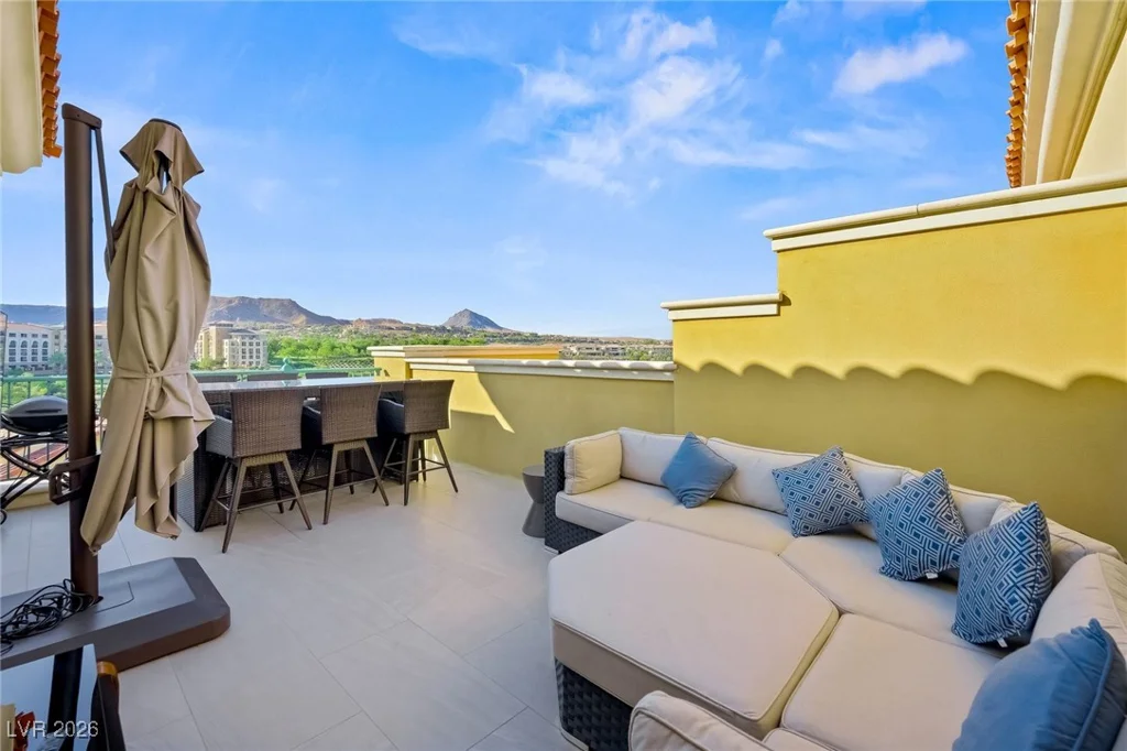 30 Strada Di Villaggio, Henderson, NV 89011