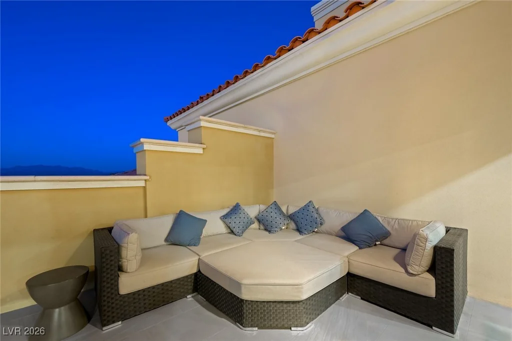 30 Strada Di Villaggio, Henderson, NV 89011