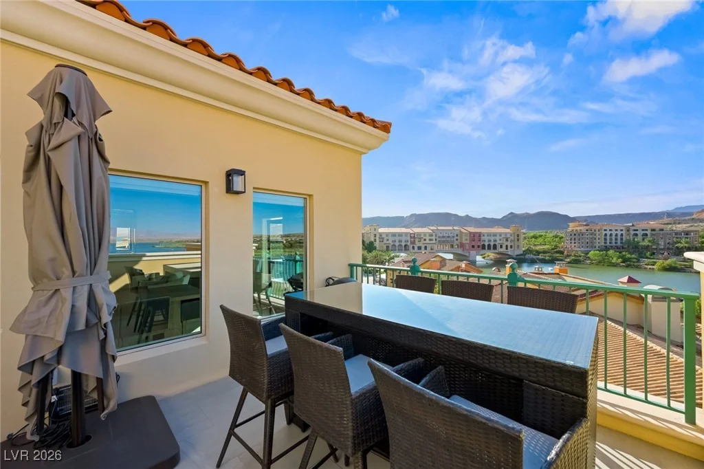 30 Strada Di Villaggio, Henderson, NV 89011