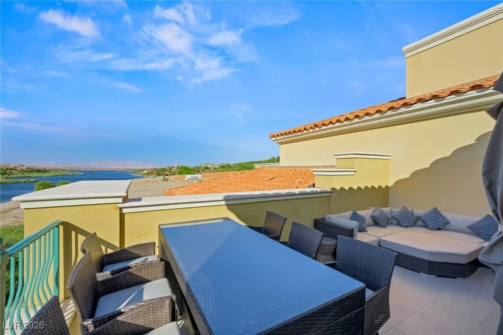 30 Strada Di Villaggio, Henderson, NV 89011