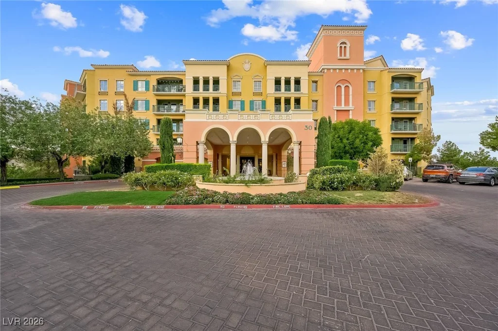 30 Strada Di Villaggio, Henderson, NV 89011