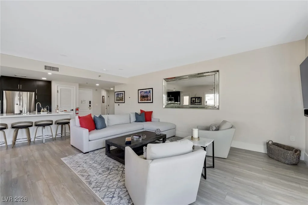 30 Strada Di Villaggio, Henderson, NV 89011
