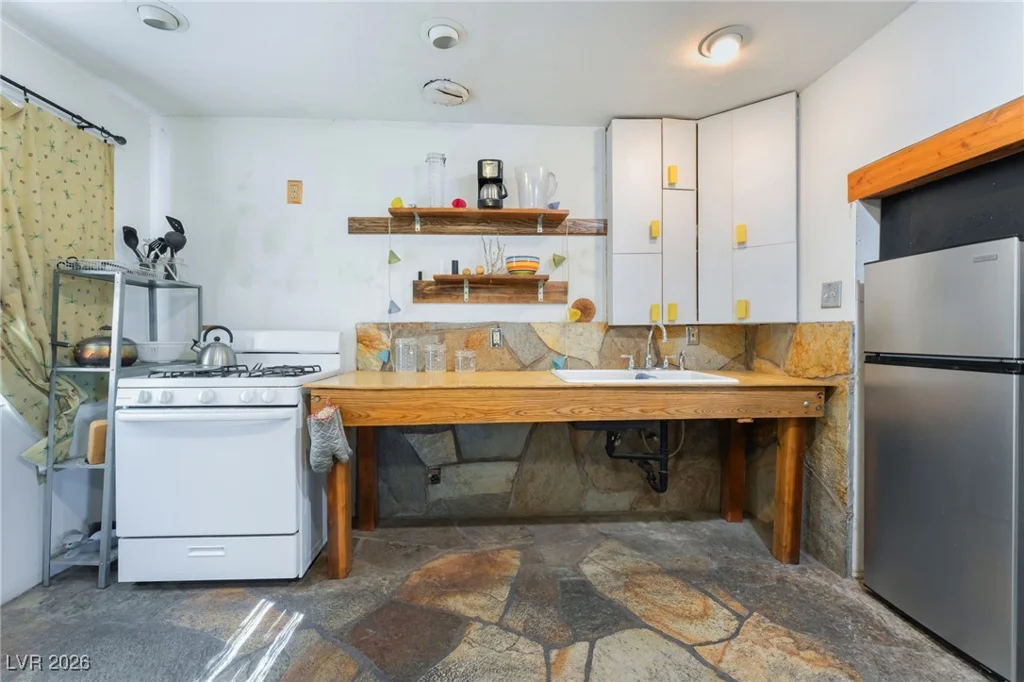 2532 Arrowhead, North Las Vegas, NV 89030