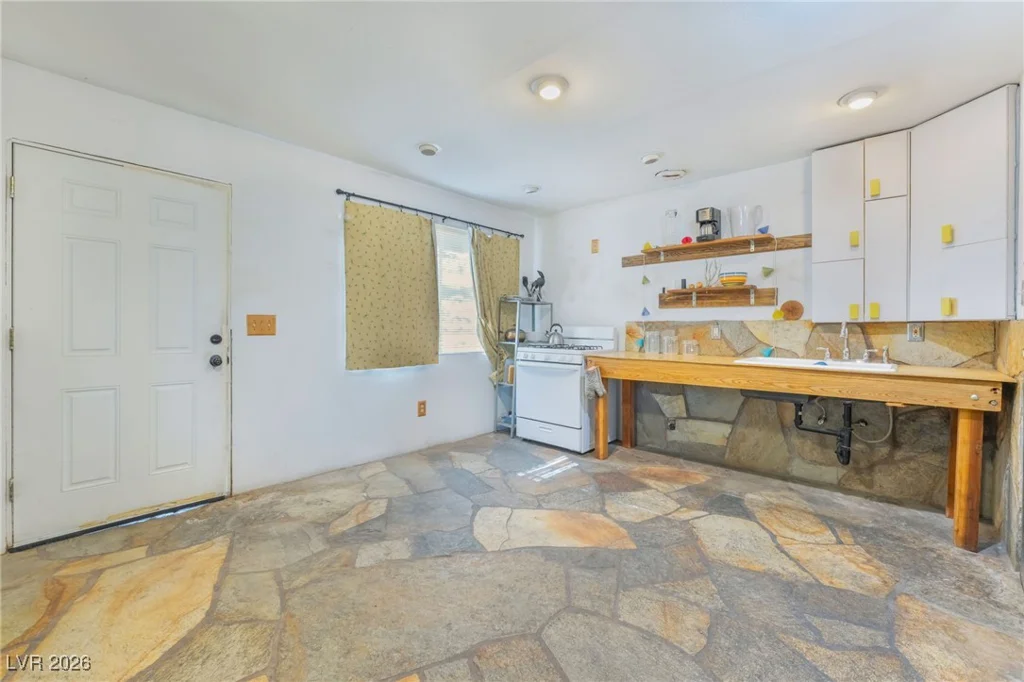 2532 Arrowhead, North Las Vegas, NV 89030