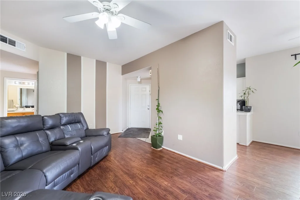 1050 Cactus, Las Vegas, NV 89183