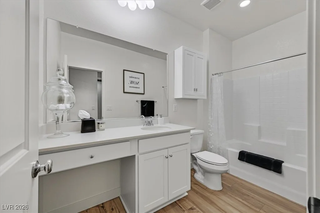 7196 DEER COVE, Las Vegas, NV 89113
