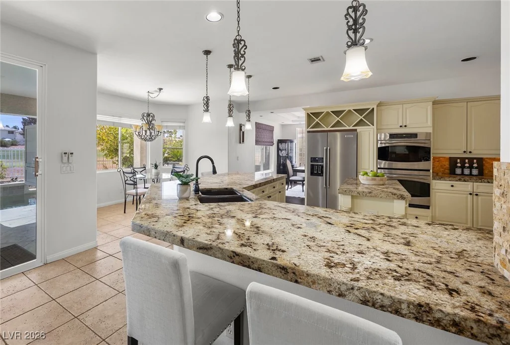 2445 Ping, Henderson, NV 89074