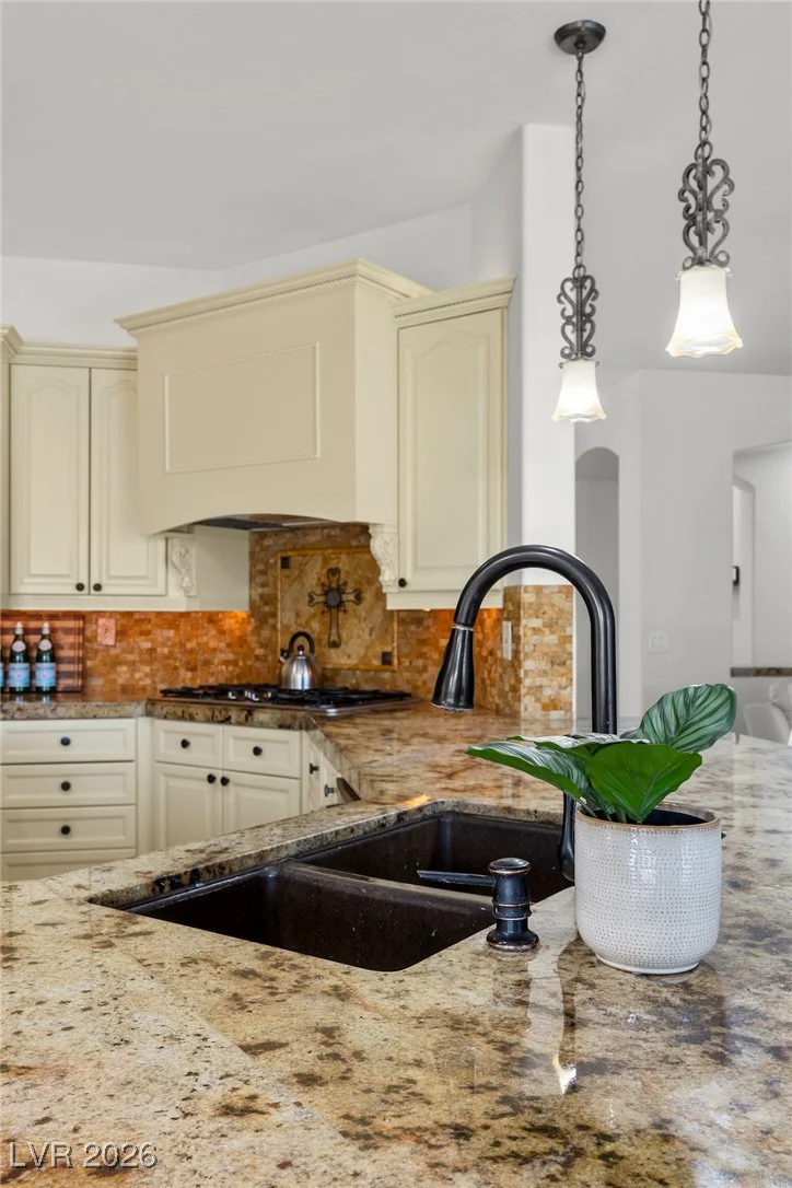 2445 Ping, Henderson, NV 89074