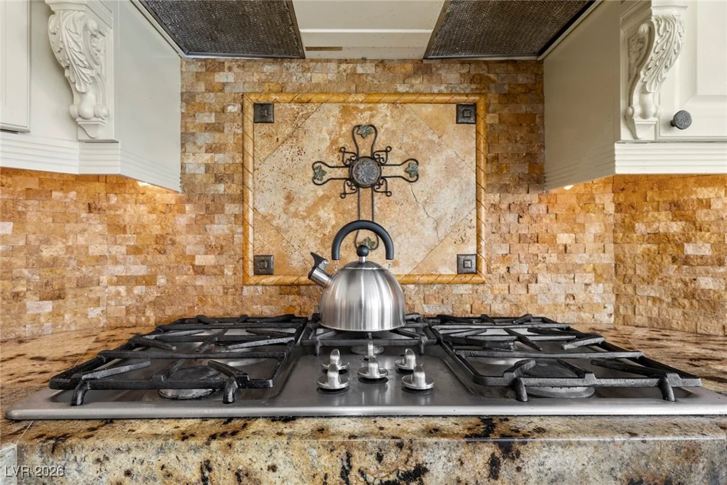2445 Ping, Henderson, NV 89074