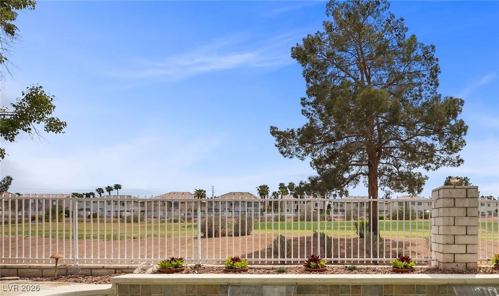2445 Ping, Henderson, NV 89074