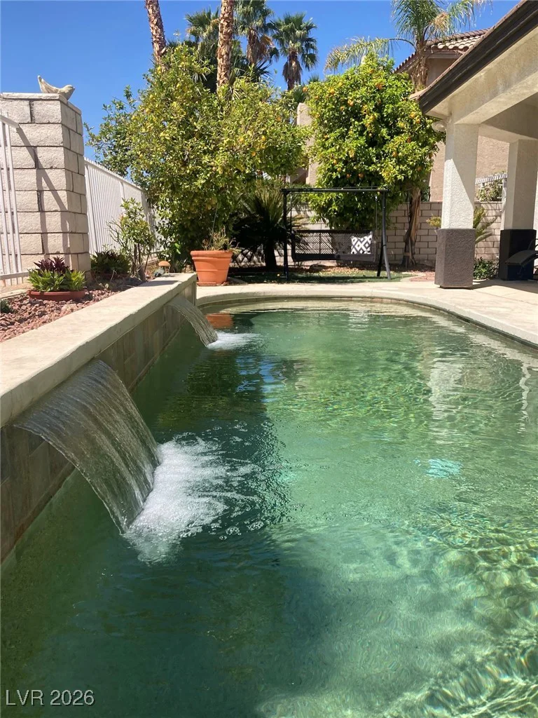 2445 Ping, Henderson, NV 89074