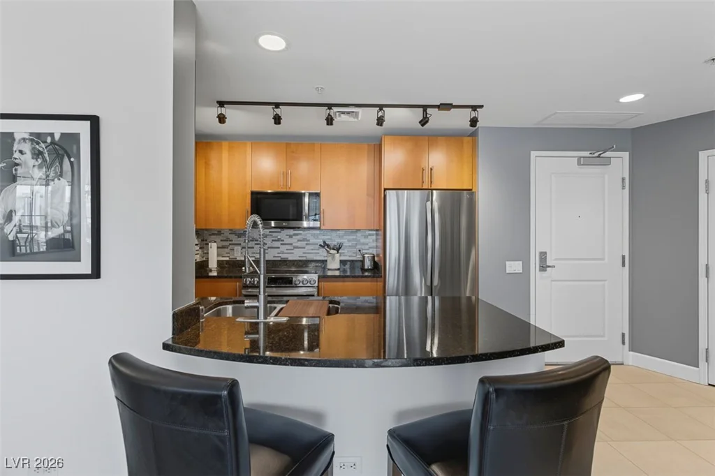 200 Sahara, Las Vegas, NV 89102