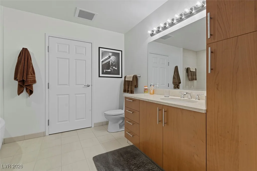 200 Sahara, Las Vegas, NV 89102