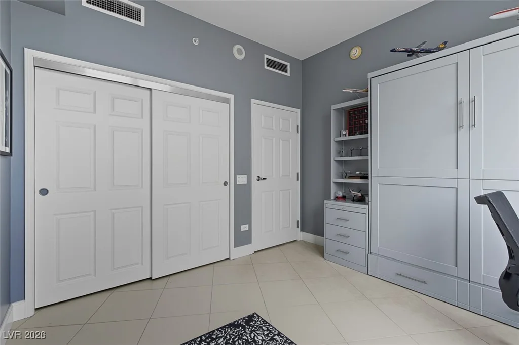 200 Sahara, Las Vegas, NV 89102